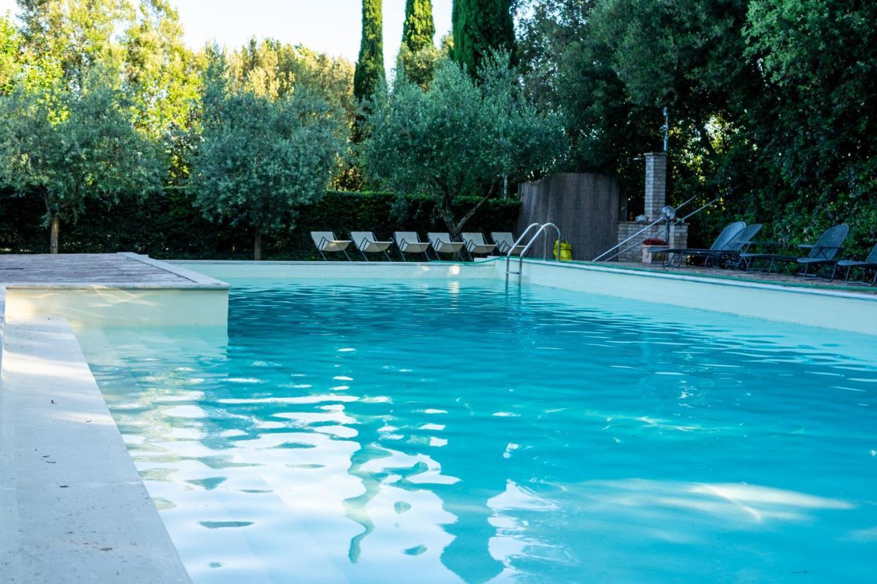 Hotel & Spa Villa Dei Mosaici スペッロ エクステリア 写真